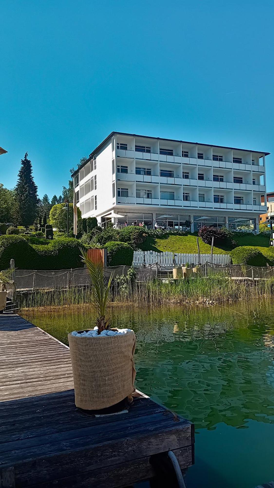 Tennis & Yacht Hotel Velden Velden am Woerthersee Exterior photo